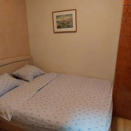 Eho Apartment *