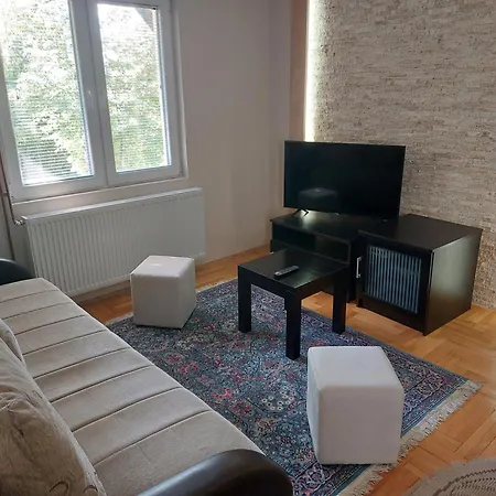 Eho Apartment *