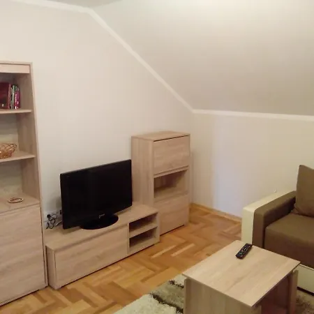 Eho Apartment *